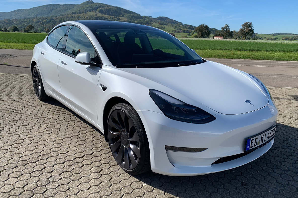 Tesla 3